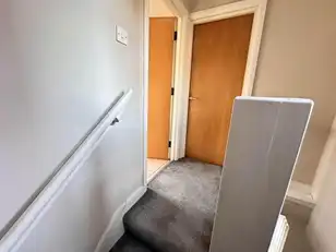 Apt 2 6 Glandore AvenueImage 9
