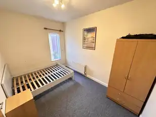 Apt 2 6 Glandore AvenueImage 10