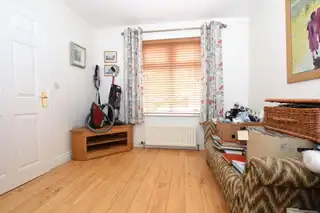 15 Demesne DriveImage 13