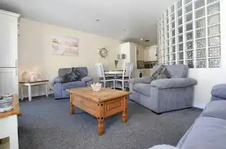 2 Harbour ViewImage 8