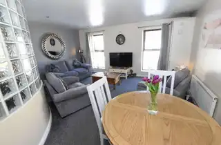 2 Harbour ViewImage 11