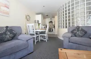 2 Harbour ViewImage 10