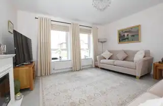 19 Lynn Hall LaneImage 7