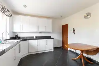 18 Waterloo Park SouthImage 12