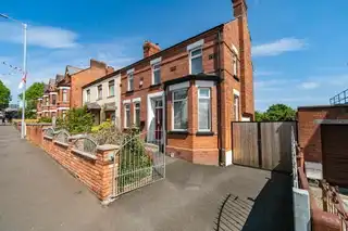 Image 1 for 213 Cliftonville Road