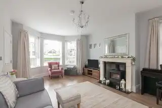 25 Donegall Park GardensImage 6