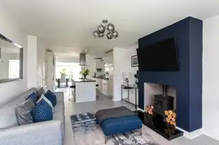3 Aylesbury WalkImage 6