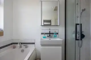 31 Salisbury AvenueImage 25