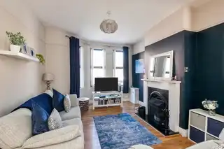 74 Willowbank GardensImage 5