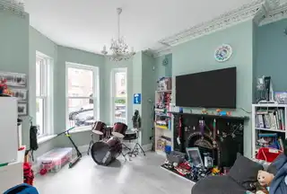 2 Chichester AvenueImage 12