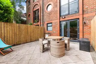 4 Chichester GardensImage 23