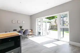 12 Donegall Park GardensImage 14