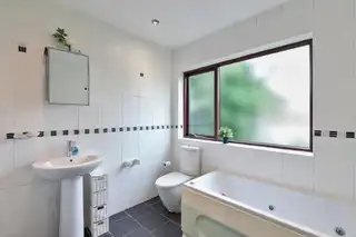 11 Fortwilliam GardensImage 30