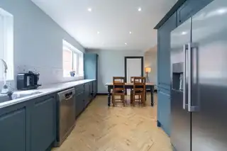12 Coolmoyne ParkImage 12