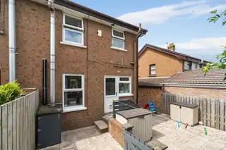 30 Beechgrove GardensImage 18