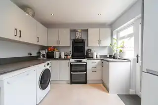 30 Beechgrove GardensImage 8