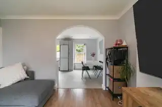 30 Beechgrove GardensImage 6