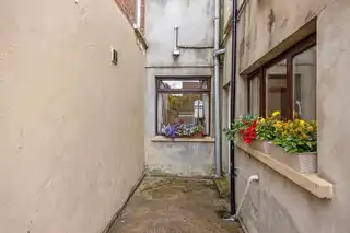 1 Chichester AvenueImage 32