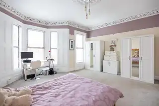 1 Chichester AvenueImage 15
