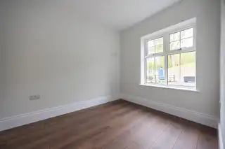 3 Ben Eadan WoodImage 10
