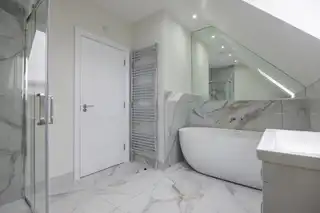 3 Bed Semi Ben Eadan WoodImage 9