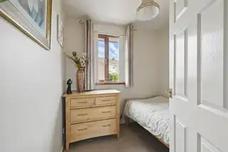 18 Ranoche CloseImage 11