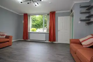 17 Derryclone GardensImage 3