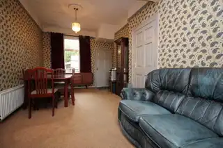 38 Avenue RoadImage 6