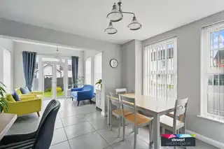 54 Harlow GreenImage 15
