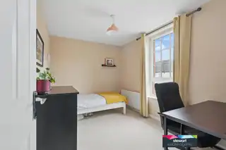 54 Harlow GreenImage 23