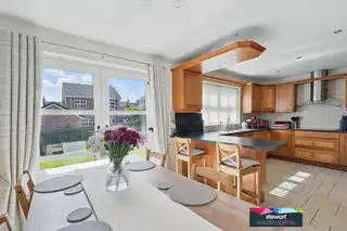 34 Springhill ManorImage 9