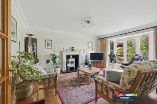 17 Kensington ManorImage 6