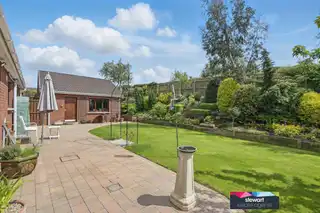 17 Kensington ManorImage 25