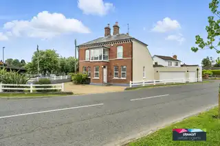 Image 1 for 13 Lurgan Road