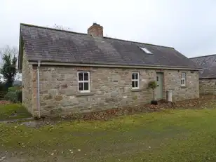 Image 1 for 2 Castle Brae Cottages