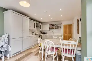 31 Bluebell GladeImage 9