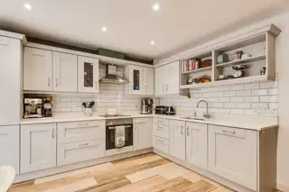 31 Bluebell GladeImage 8