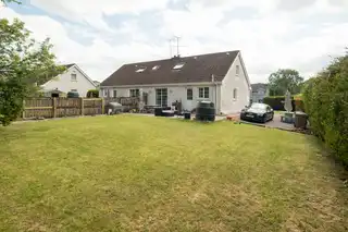 2 Silverstream CourtImage 20