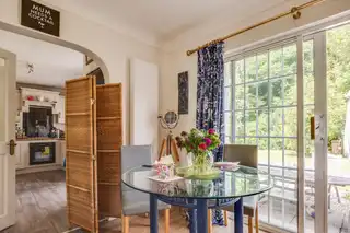2 Silverstream CourtImage 9