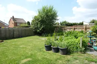61 Glenwood GardensImage 24