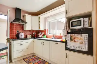 5 Meadow LaneImage 7