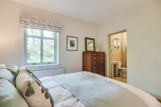 3 Laurel GroveImage 13