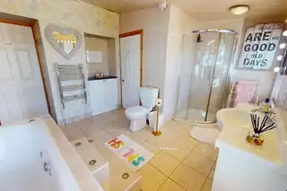 RaheenImage 18