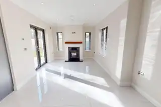 3 Marble Arch RoadImage 15