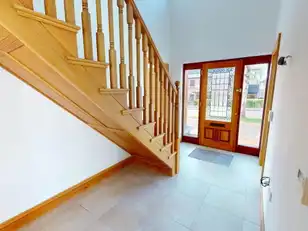 5 Sandy LaneImage 4