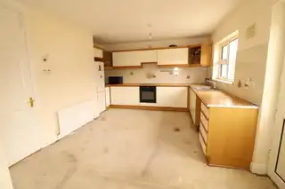 31 Tullan Strand RoadImage 9