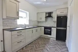 58 Brownlow TerraceImage 4