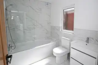 1 Canada StreetImage 21