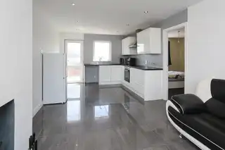 15 MeadowvaleImage 10