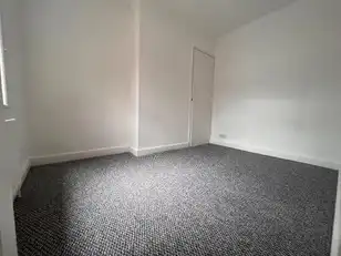 32 Rockview StreetImage 8